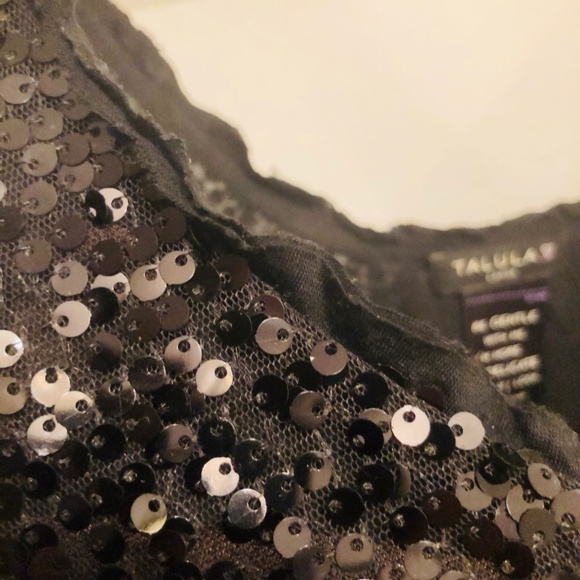 Black Sequin Crop Tank - Picture 5 of 6